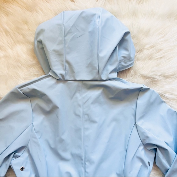 New! RAINS Curve W Waterproof Rain Jacket Raincoat - Picture 11 of 14